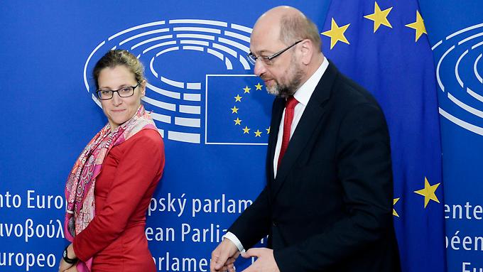Dauer-Redner Martin Schulz erhält Zustimmung
