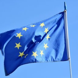 Gesetzesvorschlag der EU-Kommission: Das Ende des Kabelsalats?